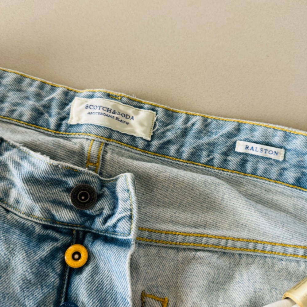 Scotch & Soda Light Blue Denim Button-Fly Shorts – Size 32 - Picture 2 of 14